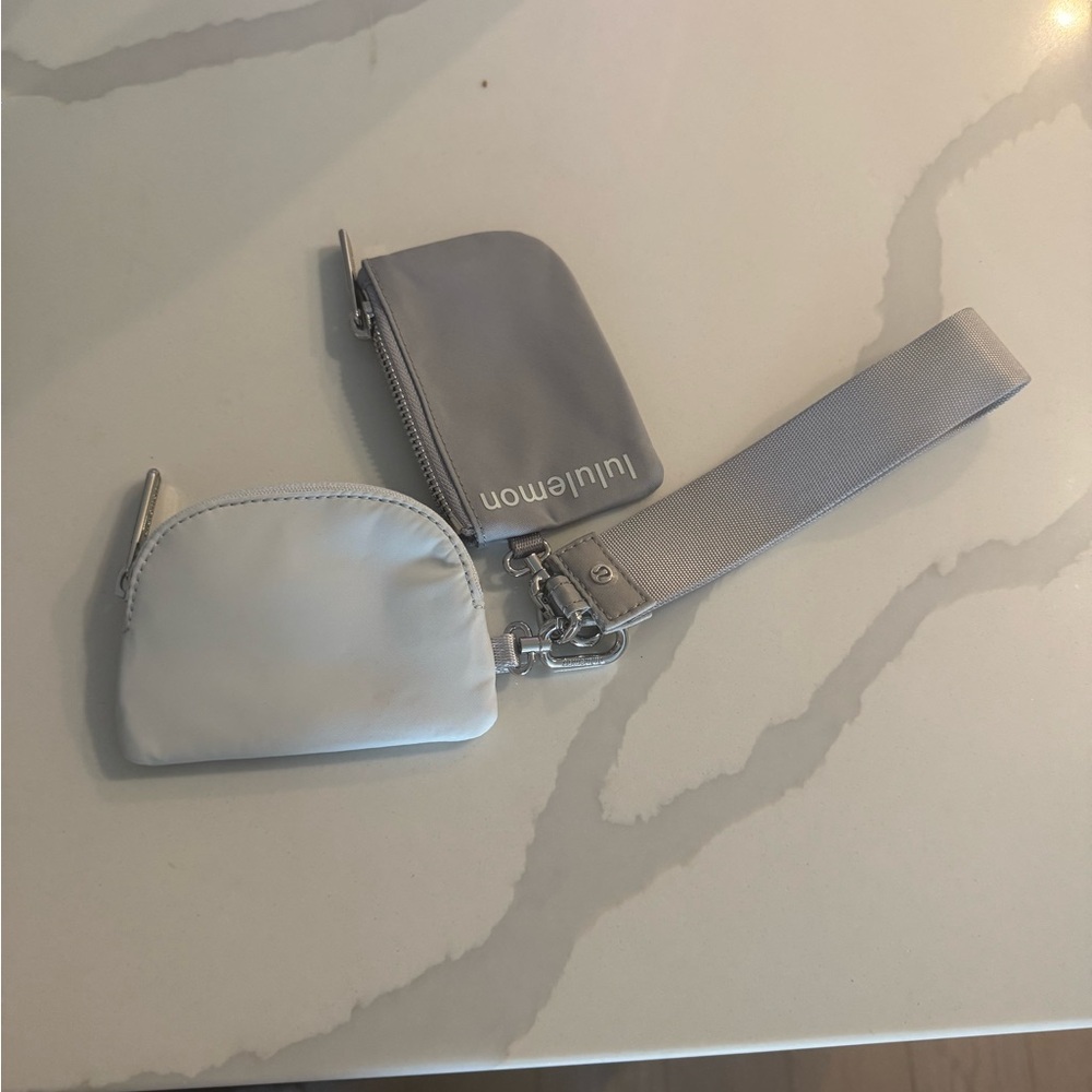 lululemon athletica Gray and White Key & Card Holder